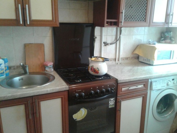 Продам однокімнатку квартиру в центрі - фото 1