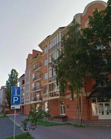 Трьохкімнатна квартира в центрі міста - фото 1