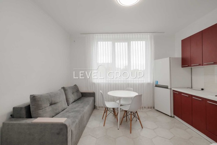 ЖК Теремки продам 1 кім.квартиру 48м2 ВДНГ Феофанія метро Теремки - фото 1