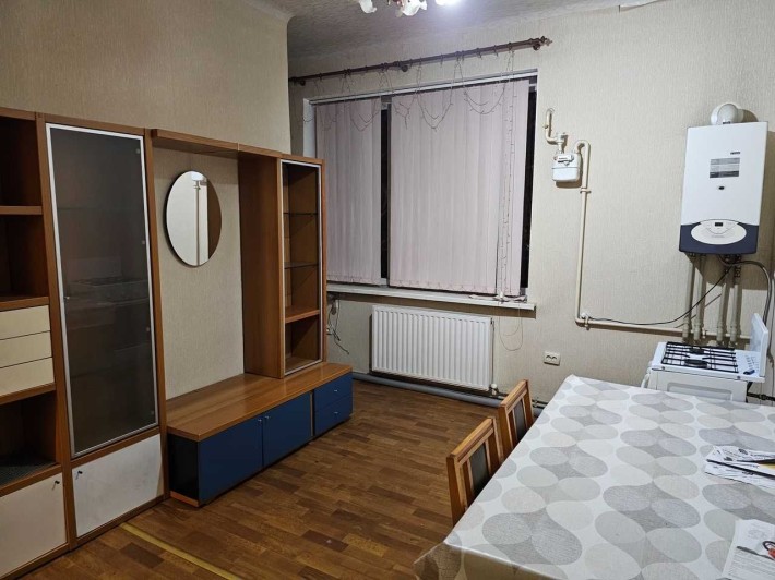 Продам квартиру 38м2, пр. Нигояна. Сталинка/Газ. котел/Отдельный вход! - фото 1