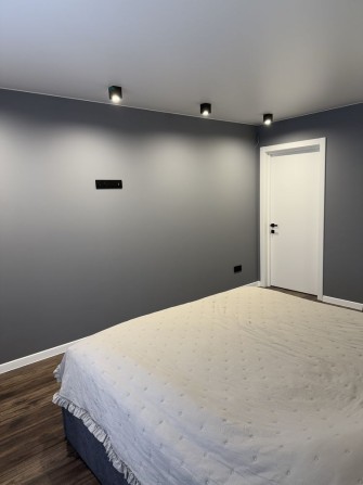 Продаж квартири від власника 77 м² 1280$- за м² - фото 1