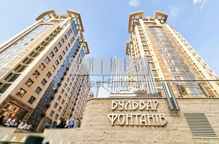 Продаж 4к квартири, ЖК Бульвар Фонтанів, вул. Саперне поле, 6/1 - фото 1