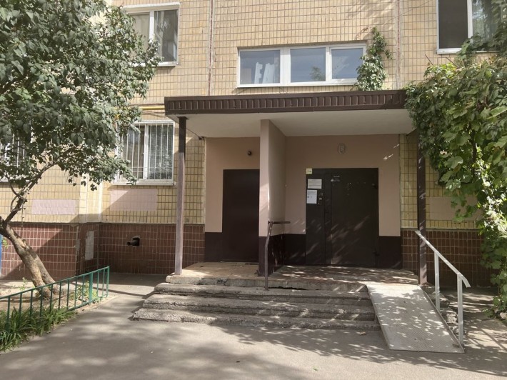 Продажа однокомнатной квартиры 38 кв.м от Собственника на Янтарной 42 - фото 1