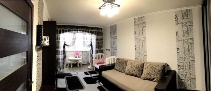 Продам 1 ком. квартиру на ж/м Парус. Срочно! - фото 1