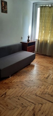 Продаю 2 ком. квартиру в Шевченковском р-не - фото 1