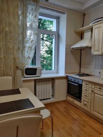 (50м2) 2к квартира в сталинці Панаса Мирного - фото 1