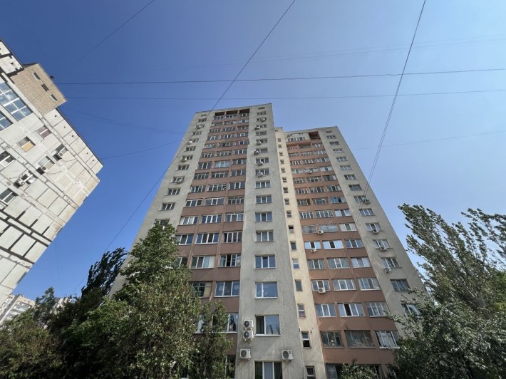 Продам 2к ж/м Красный Камень / ул.Коробова - фото 1