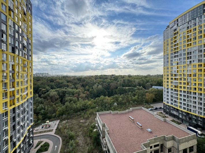 Продаж видової студії 30 кв.м без ремонту в ЖК Медовий, Кадетський гай - фото 1