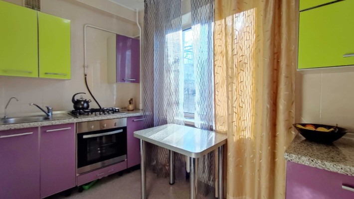 Продам уютную 3-ком квартиру с ремонтом, пр. Гагарина (АТБ, ДАФИ) VIP - фото 1