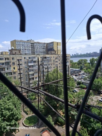 Продам 2 ком.кв. нач. ж/м.Солнечный. - фото 1