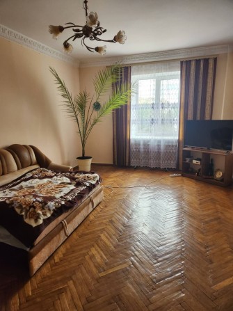 Продається ексклюзивна квартира в самому центрі міста - фото 1