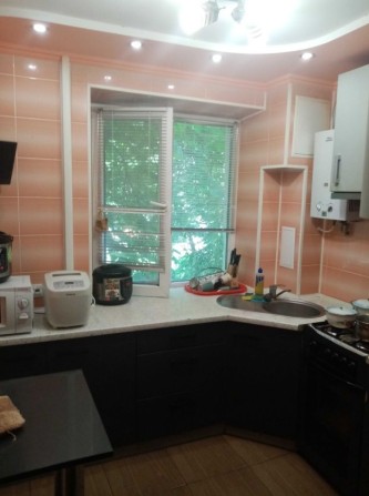Продається квартира біля 19 школи - фото 1