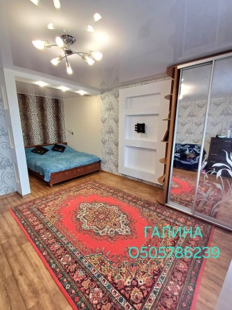 Продам 1 комнатную "Чешку" 38 м2 на Космонавтов - фото 1