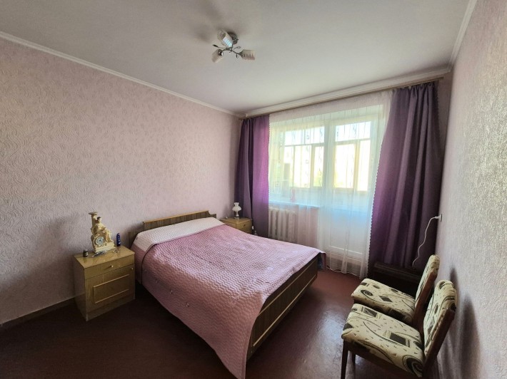 Простора квартира на Малікова, 4 кімнати - фото 1