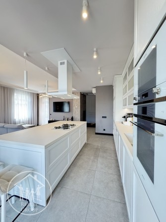 Квартира 110 кв.  вул.Карпинця, паркова зона, закрита територія - фото 1