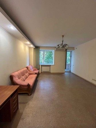Продам 3к квартиру на ул. Суворова 79 м.кв 1 этаж, можно под коммерцию - фото 1