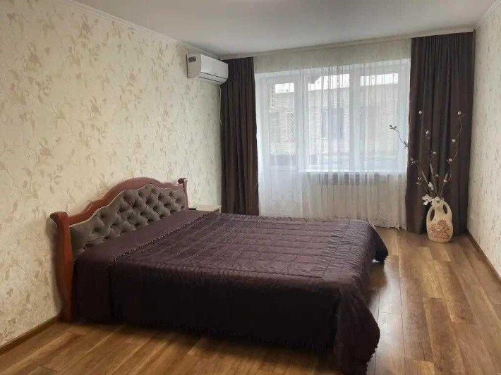 Продам 1к квартиру, пр.Б.Хмельницкого, ремонт, мебель, техника - фото 1