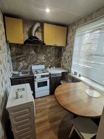 Продам двокімнатну квартиру на Матросова - фото 1
