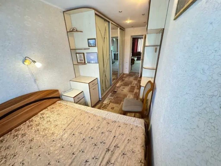 Продам 2к квартиру в Центральном р-не, бесплатное отопление! - фото 1