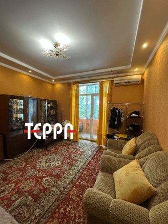 Продаж 2-кімнатної квартири біля пл. Поляка - фото 1