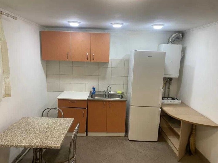 ПРОДАЖ 1-к. квартира з ремонтом 35/23/12м² вул. Золота 29999$ - фото 1