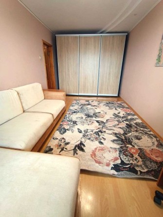 Продам 2к квартиру ж/м Тополь-3, 56 кинотеатр СИЧ - фото 1