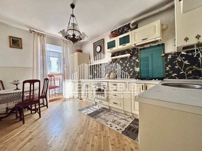 Продаж 2-кім. квартира вул. Квітки-Основ'яненка (пам'ятка архітектури) - фото 1