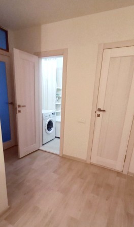 Продається 3 кім квартира, 4/9, автономне опалення , 68 кВ.м , - фото 1
