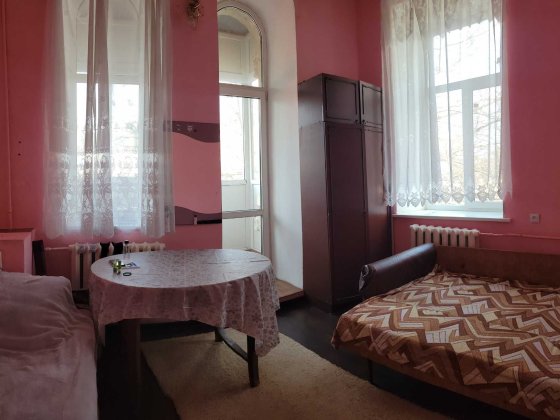 Продаю однокімнатну квартиру вул. Нікольська - вул. Велика Морська Миколаїв