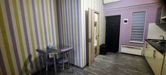 Продам 2 комнатную квартиру в Центре - фото 1