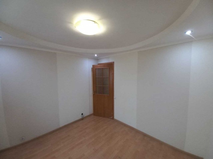 Продається 3-х кімнатна квартира в центральному районі - фото 1