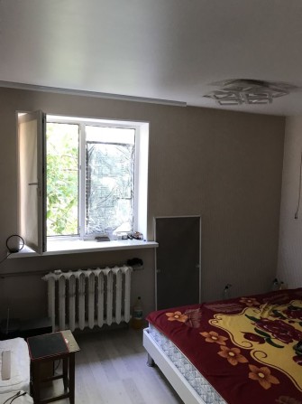 СРОЧНАЯ ПРОДАЖА! ТОРГ! Двухуровневая квартира в Заводском районе - фото 1