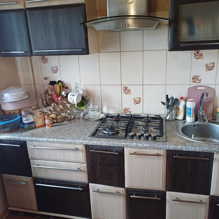 продам 1 кімнатну квартиру вул. Б. Завади - фото 1