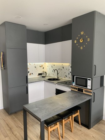 Продам 2-х ком квартиру ,ЖК Мира 3,собственник - фото 1