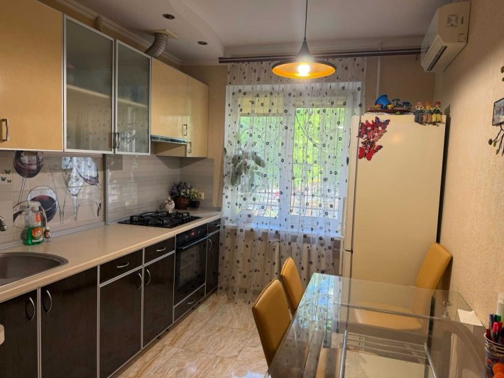 Продам 3-ком квартиру Заболотного/Крымский бульвар - фото 1