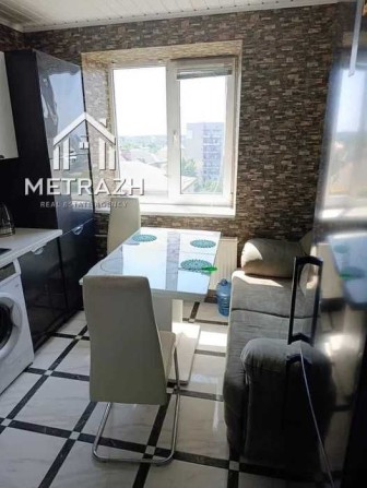 Продам 2к квартиру на Баварии кап ремонт (87567) - фото 1