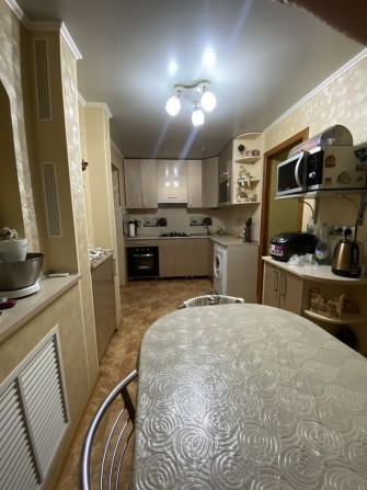 Продам квартиру біля Критого ринку - фото 1