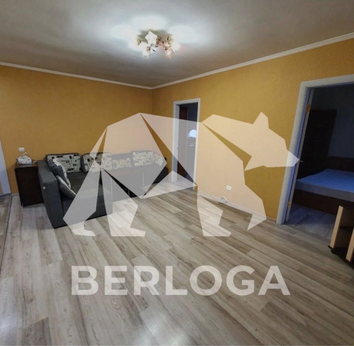 Продається 3-кімнатна квартира в районі Новомиколаївка - фото 1