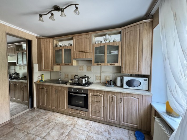 Продам 3к НЕ КУТОВУ З АГО на Вокзальній, біля ресторану «Ча-ча», 2/9 - фото 1