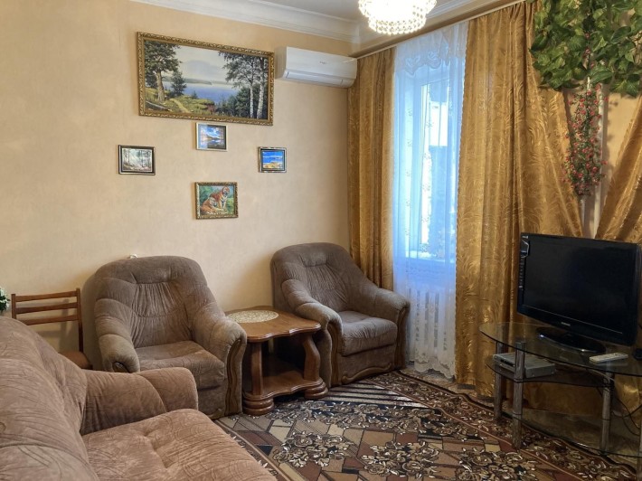 Продаж трикімнатної квартири з окремими кімнатами - фото 1
