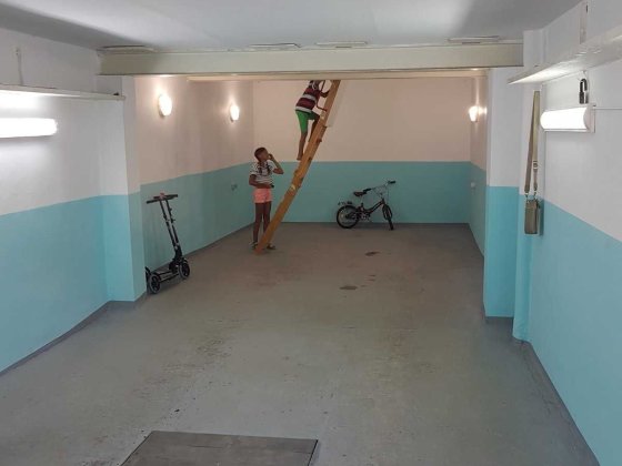 Продам гараж, Промбудівець Обухів