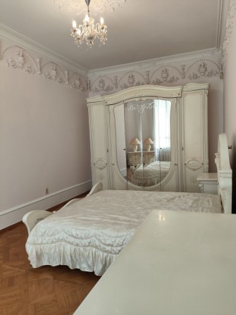 Продам 3 комнатную квартиру на Пироговской ! Бельгийский проект! - фото 1
