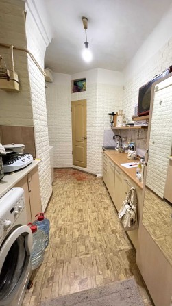 Продам затишну 1-кімнатну квартиру в центрі міста! - фото 1