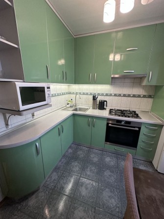 Продам! 3 кімнатну квартиру на  Одеській - фото 1