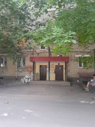Продаю 3хкомнатную квартиру на 3 Слободской и Проспекте.(под ремонт) - фото 1