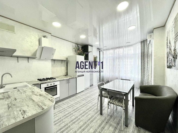 Продаж 2-кімн. квартири с.Петропавлівська Борщагівка,  ЖК Львівський - фото 1