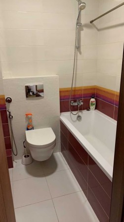 Продам 1 к.кв. 33 КВ.м. в ЖК Карамель, Центральный рынок - фото 1