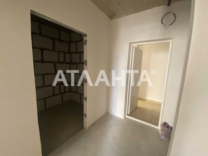 Срочная продажа 1 комнатная  на среднем этаже в ЖК ВИА РОМА - фото 1