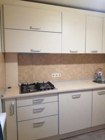 Продам 2 к. квартиру з Капітальним Ремонтом, метро 23 серпня - фото 1