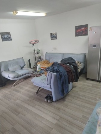 Гараж 75 КВ.м. продам все камуникации район торгмаш " ГСК Ялынка " - фото 1